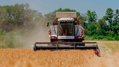 Combine harvester Rostselmash VECTOR 410