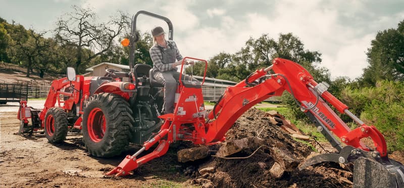 Compact tractor Kioti CK3520
