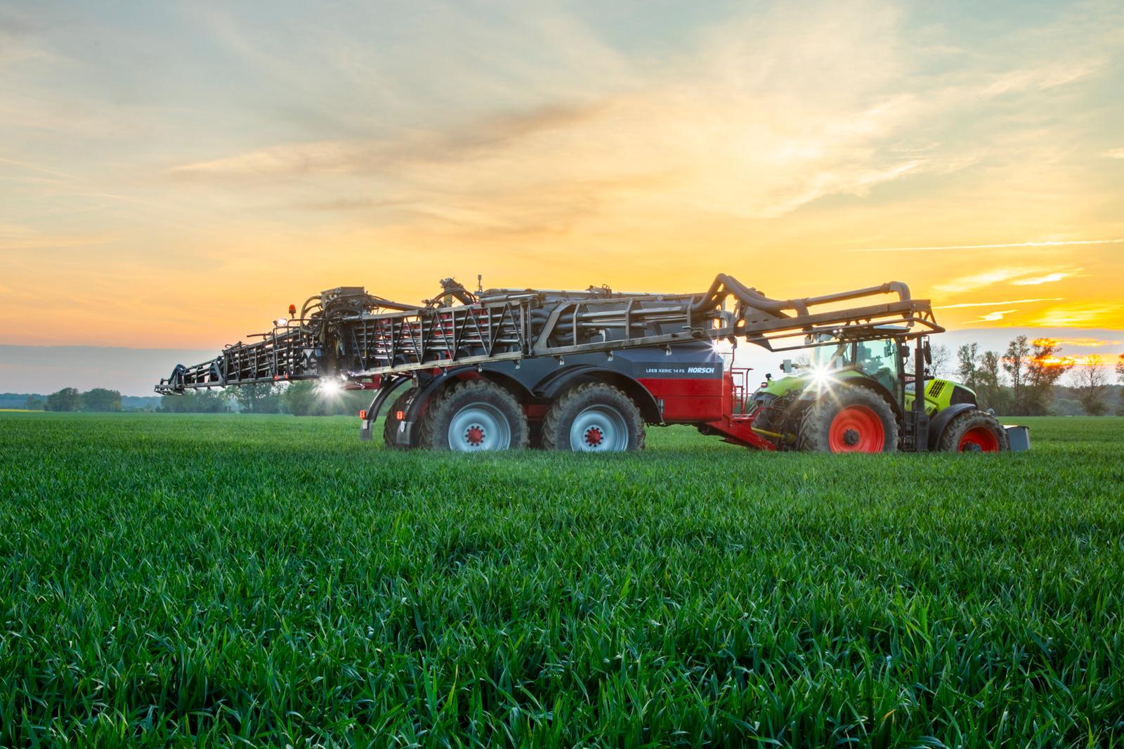 Причіпний обприскувач HORSCH Leeb Xeric 14 FS