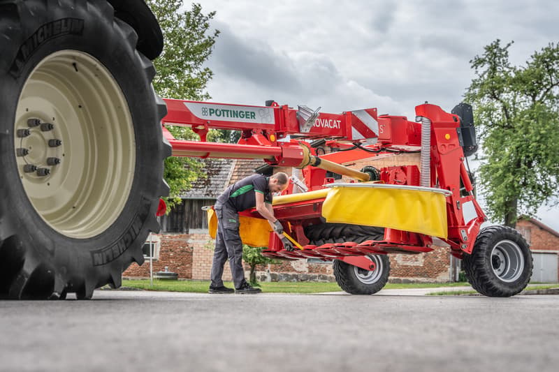 Mower PÖTTINGER NOVACAT T