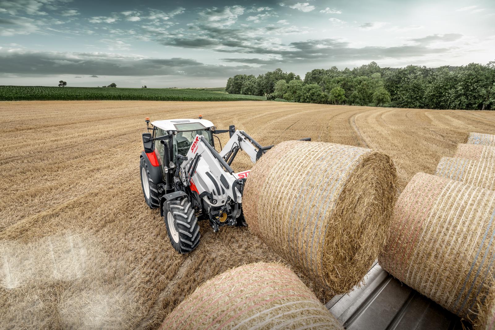 Фронтальний навантажувач Steyr S3814T