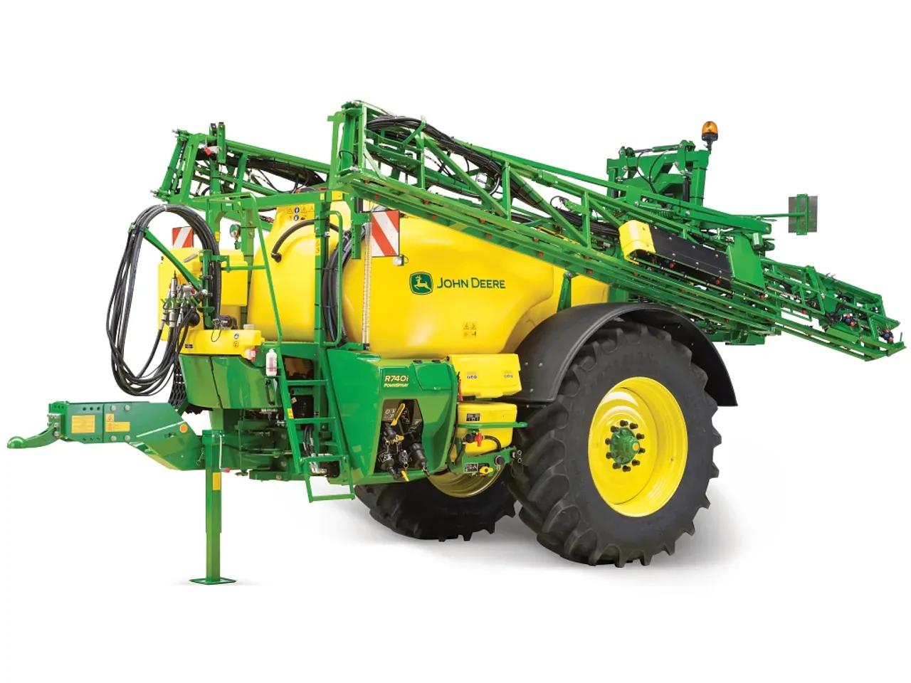 Причіпний обприскувач John Deere R740i
