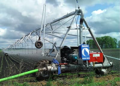 Linear move irrigator Reinke Maxigator