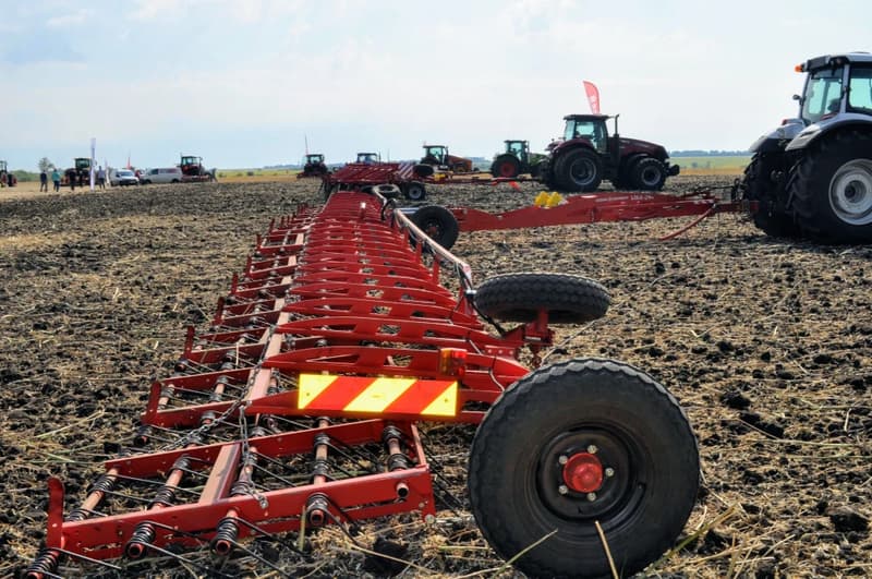 Зубова борона LOZOVA MACHINERY LIRA M-24