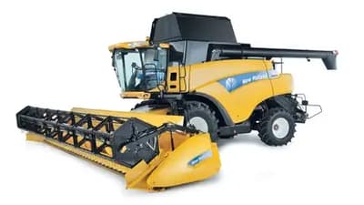 Combine harvester New Holland CR8070