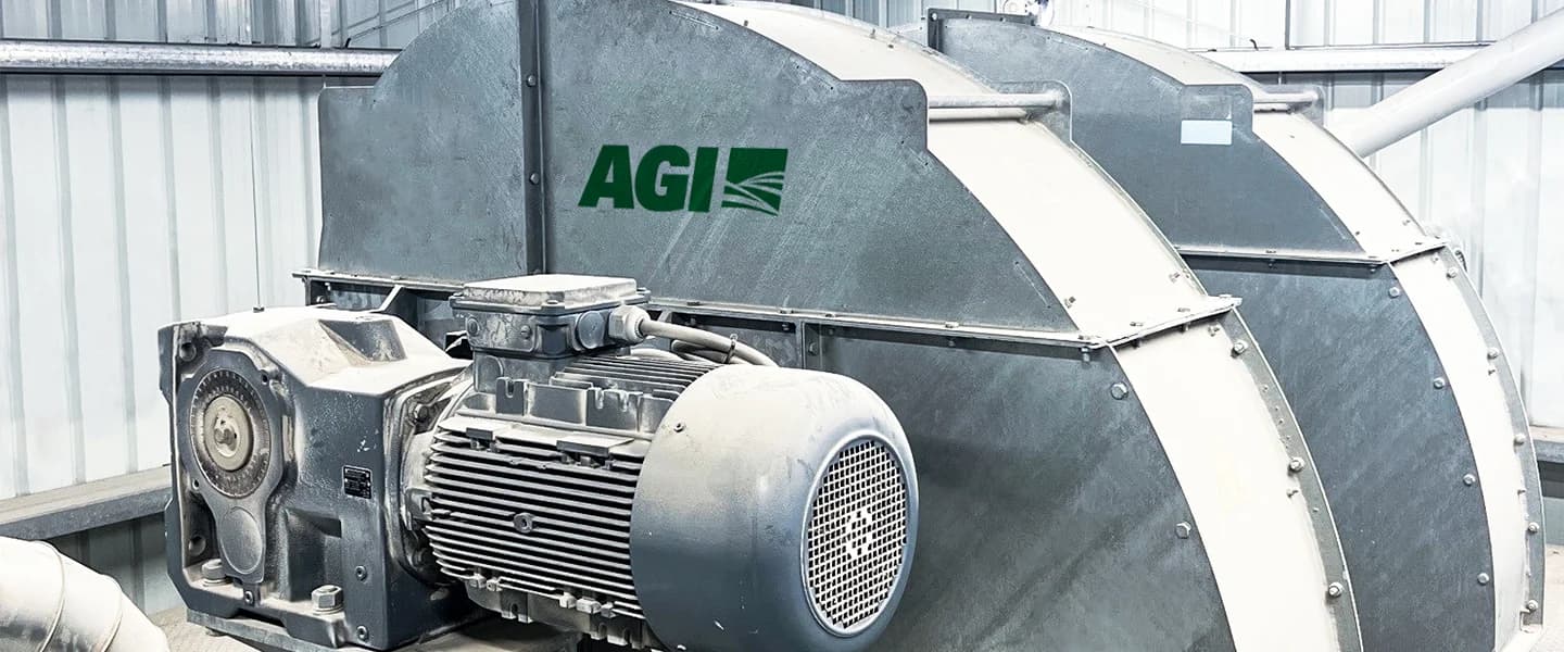 AGI Ковшові елеватори M-Line