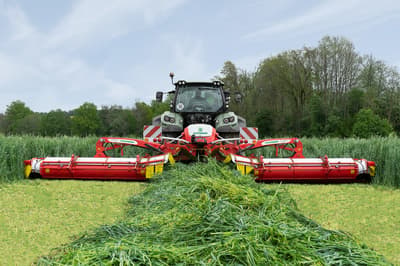 Mower PÖTTINGER NOVACAT V 10000