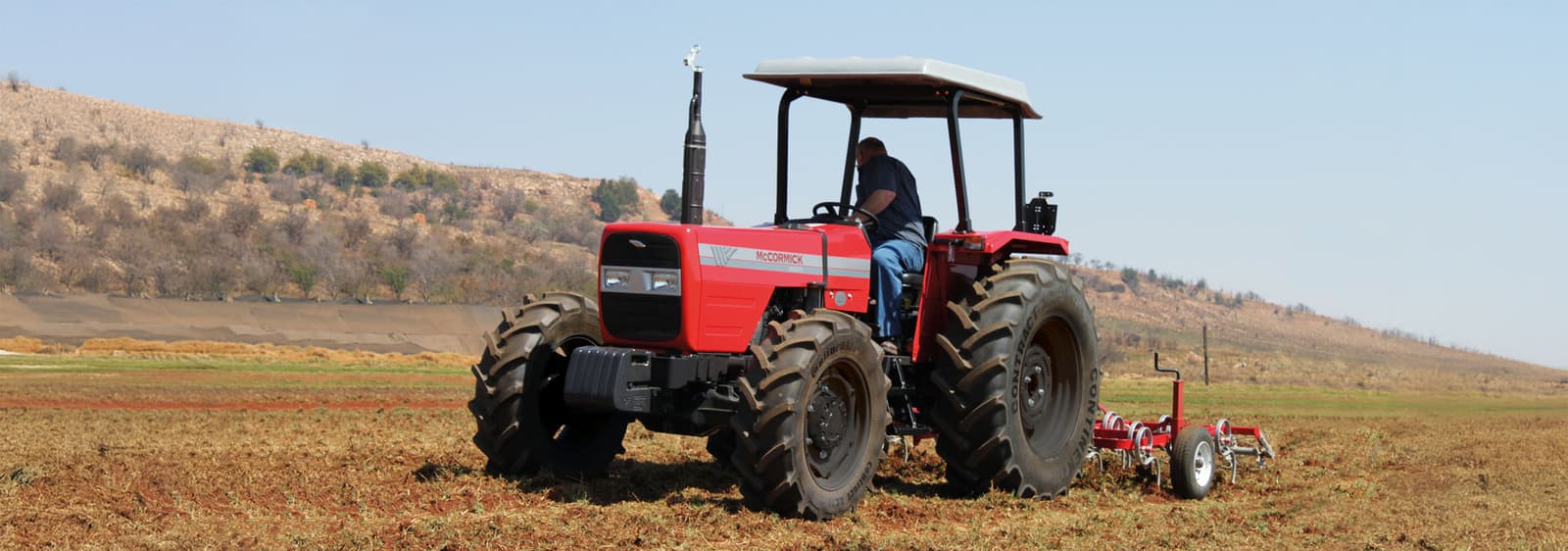 Універсальний трактор McCormick MB85B