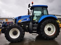 Трактор New Holland T8040 — зображення 2