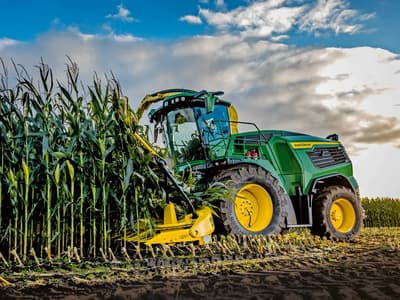 Forage harvester John Deere F8 300