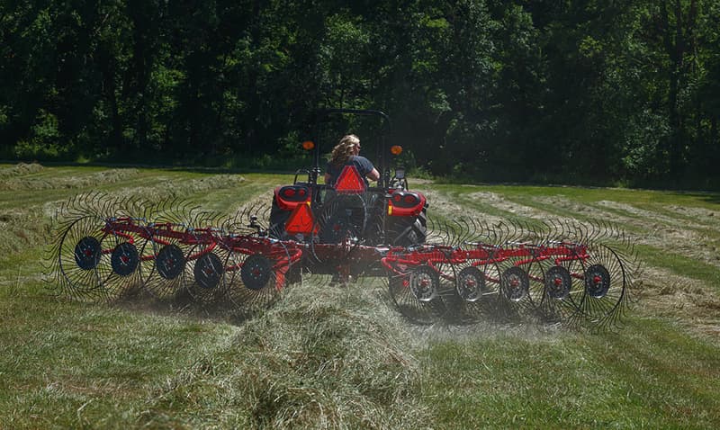 Rake Case IH WR102
