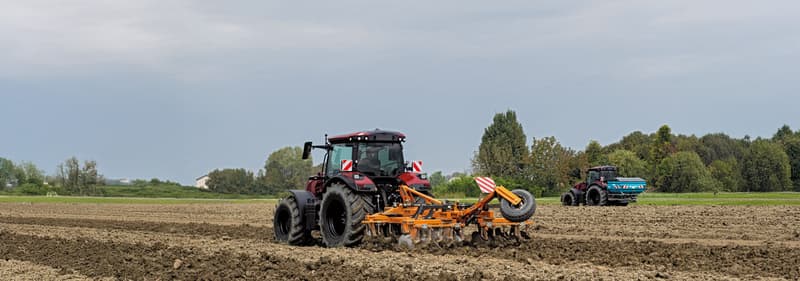 Қатараралық трактор McCormick X7.621 VT-DRIVE