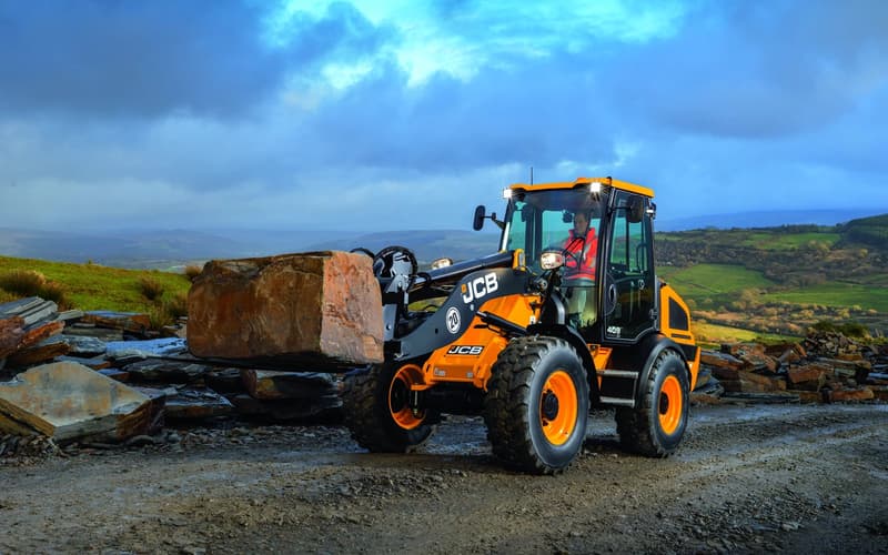 Колёсный погрузчик JCB 409 Agri