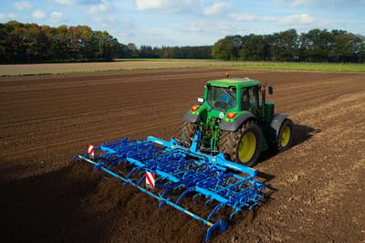 Cultivator LEMKEN Korund 8