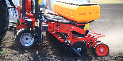 Precision planter MaterMacc MS 4200