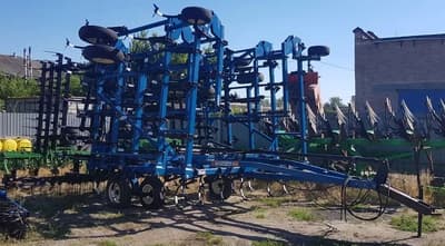 Культиватор (CASE IH) Tiger mate DMI