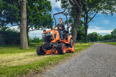 Compact tractor Kubota BX231