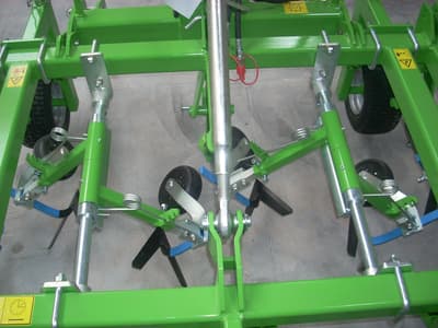 Inter-row cultivator AVR Combi machine Weeder