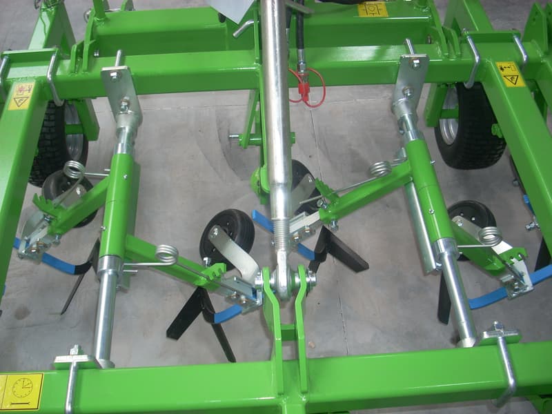 Inter-row cultivator AVR Combi machine Weeder