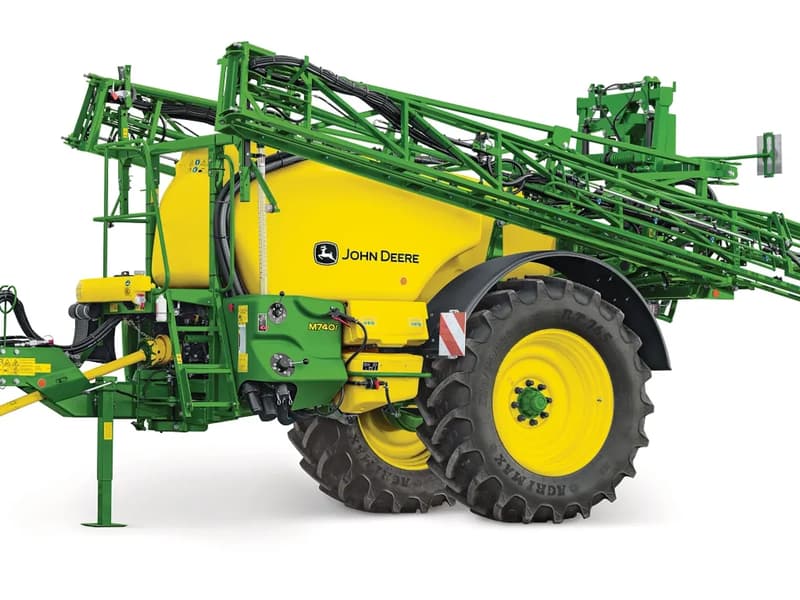 Mounted sprayer John Deere M740(i)