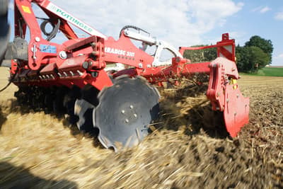 Disc harrow PÖTTINGER TERRADISC