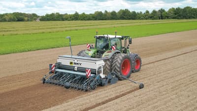 Grain drill SKY TRAMLINE CX