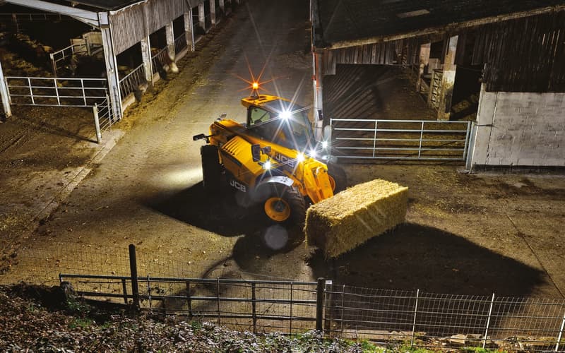 Телескопічний навантажувач JCB 532-70 Agri