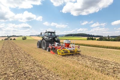 Cultivator PÖTTINGER SYNKRO 3031 / 3531 / V 4031 / V 5031