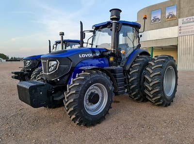 Row crop tractor Lovol R2204