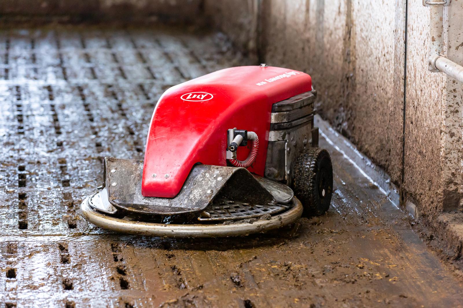 Робот для прибирання гною Lely Discovery Scraper