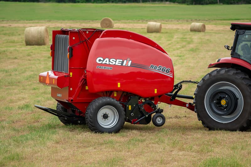 Baler Case IH RB566 Premium Round Baler