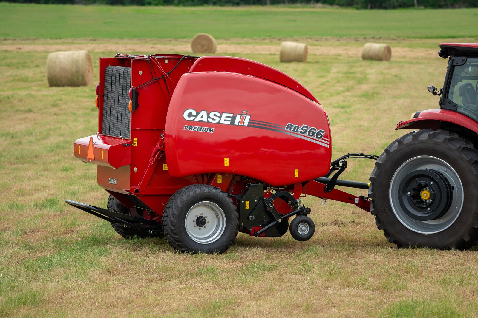 Baler Case IH RB566 Premium Round Baler