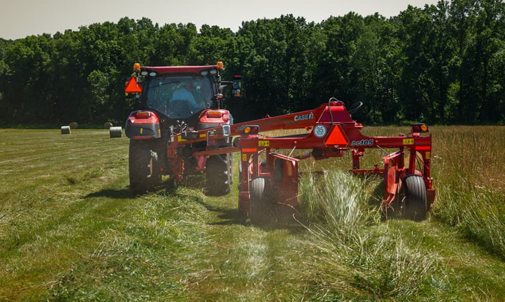 Косарка Case IH DC105