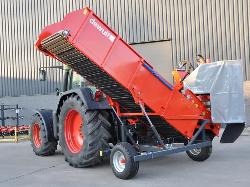 Бурякозбиральна машина Dewulf P3B Farmer