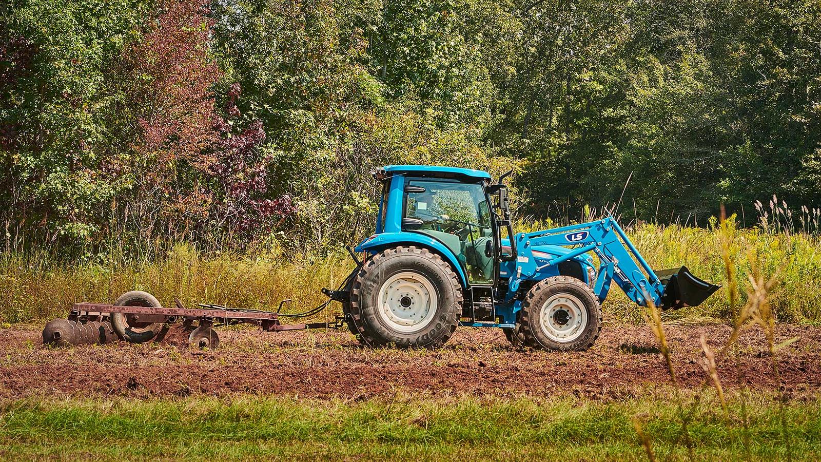 Універсальний трактор LS Tractor MT5.73 PST