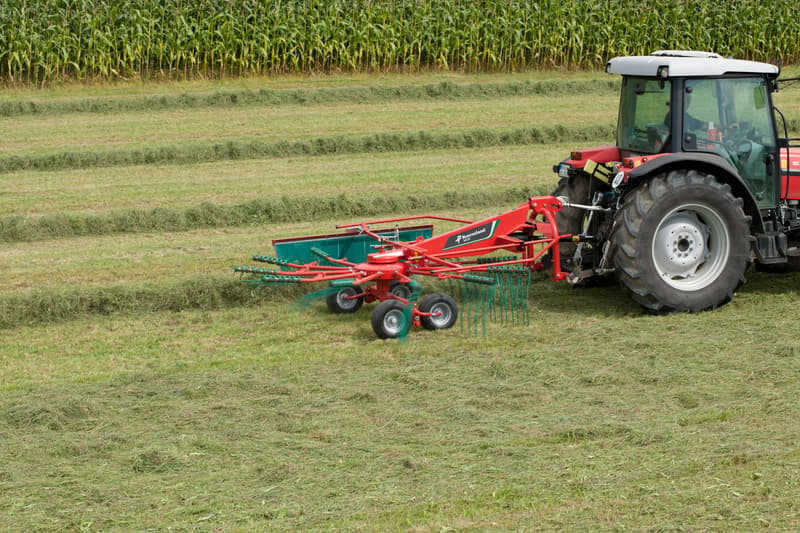 Rake Kverneland 9439