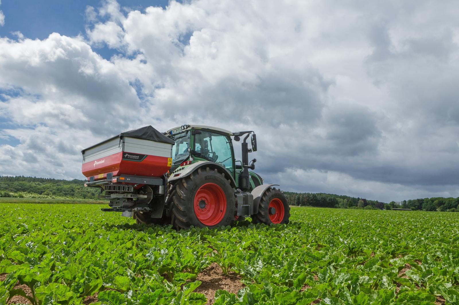 Розкидач добрив Kverneland Exacta CL GEOSPREAD