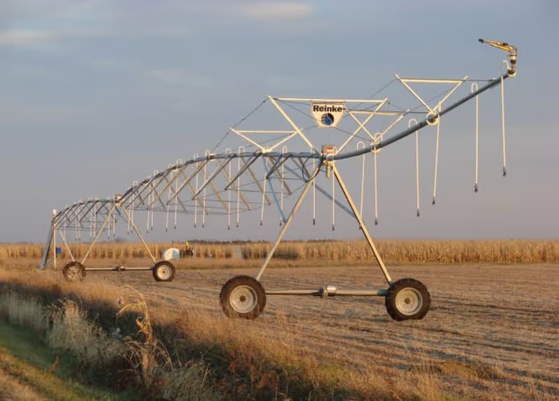 Center pivot Reinke Minigator