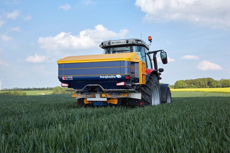 Fertilizer spreader Bogballe L20 plus