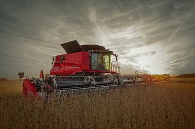Combine harvester Case IH Axial-Flow 8260