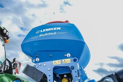 Cover crop seeder LEMKEN MultiHub