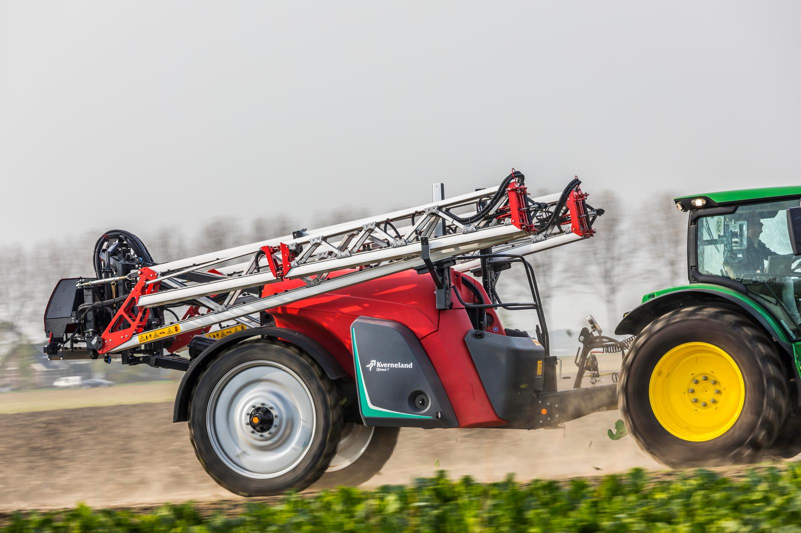 Trailed sprayer Kverneland iXtrack T3