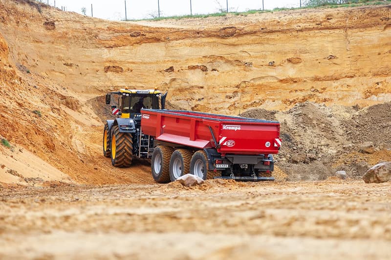Самоскидний причіп Krampe SK 750