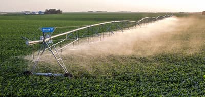 Center pivot Valley 7000 Series