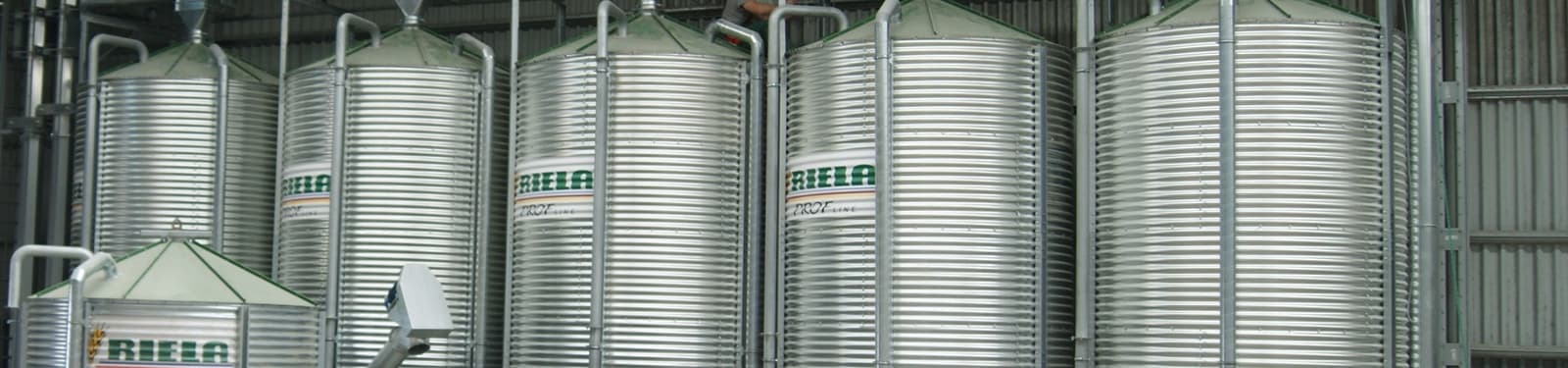 Riela Құрама жем силостары
