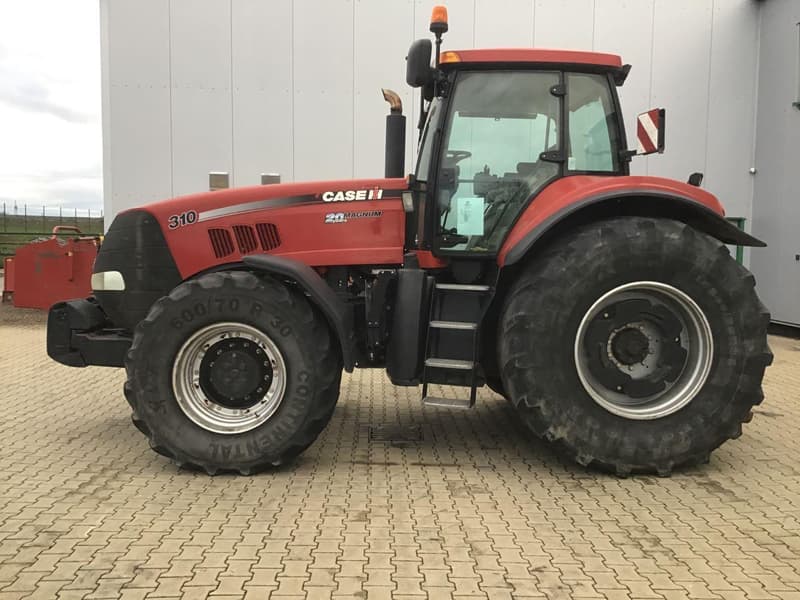 Трактор Case IH Magnum 310