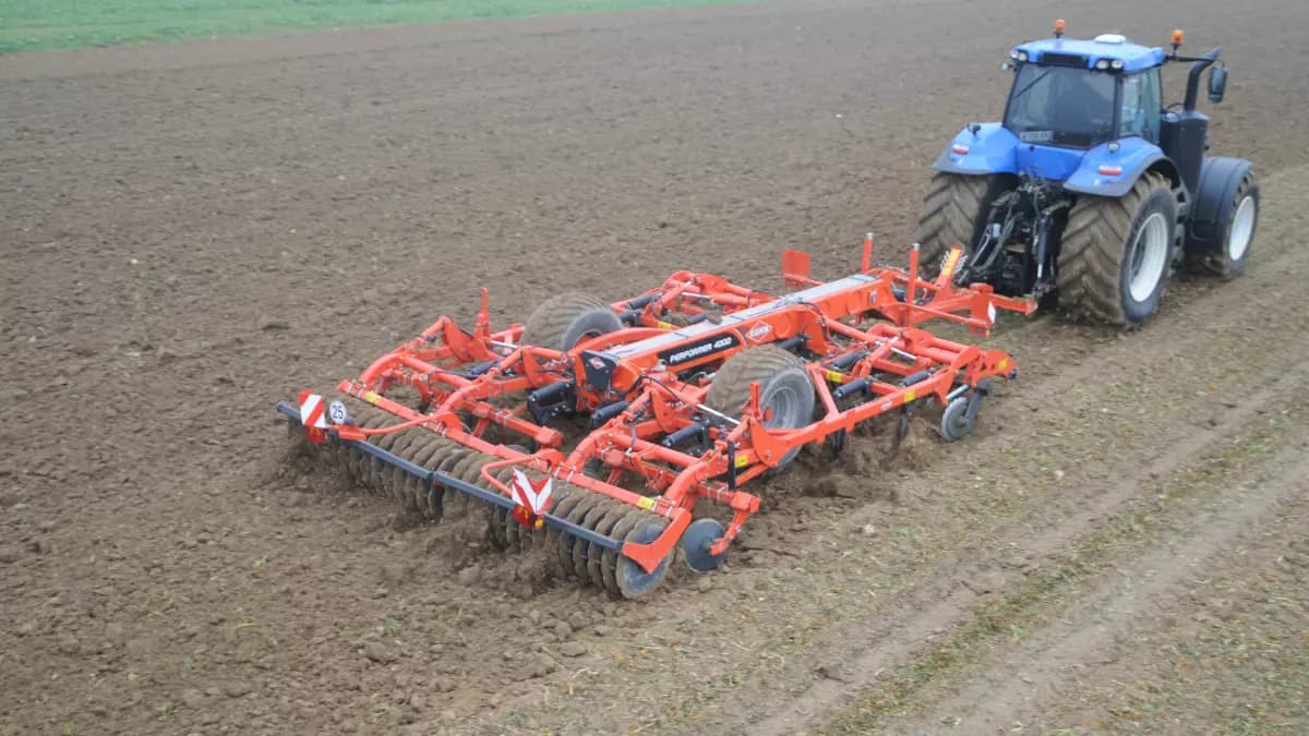 Культиватор KUHN PERFORMER SELECT