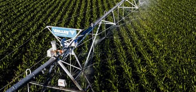 Center pivot Valley 8000 Series