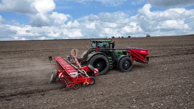 Precision planter Kverneland Optima RS
