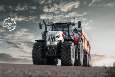 Row crop tractor Steyr 6360 CERVUS CVT